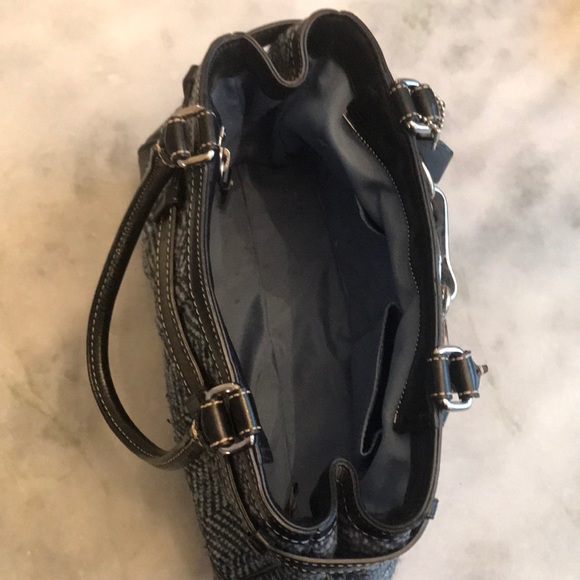 Coach Pocket Book - Picture 7 of 8